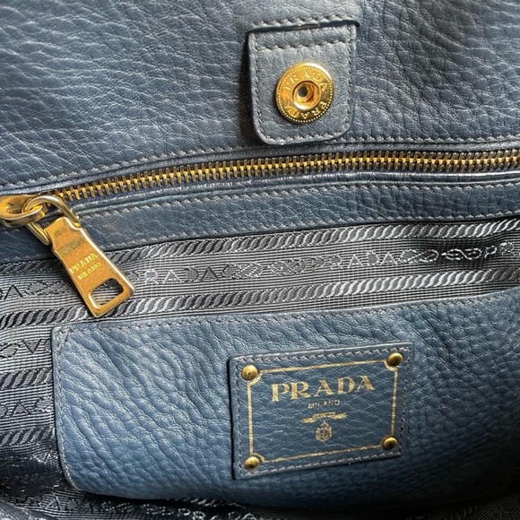 Prada Vitello Daino Pebble Leather Side Pocket Tote Handbag Bag Blue GORGEOUS! - Picture 10 of 15